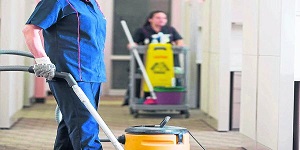 Trabajadores del servicio doméstico deben ser contratados directamente por su empleador